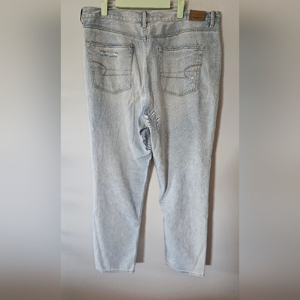 American Eagle Outfitters Light Gray Distressed Straight-Leg Jeans - Picture 5 of 12